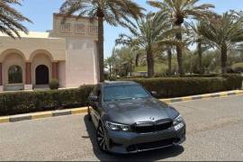 للبيع بي ام دبليو 320i 2021