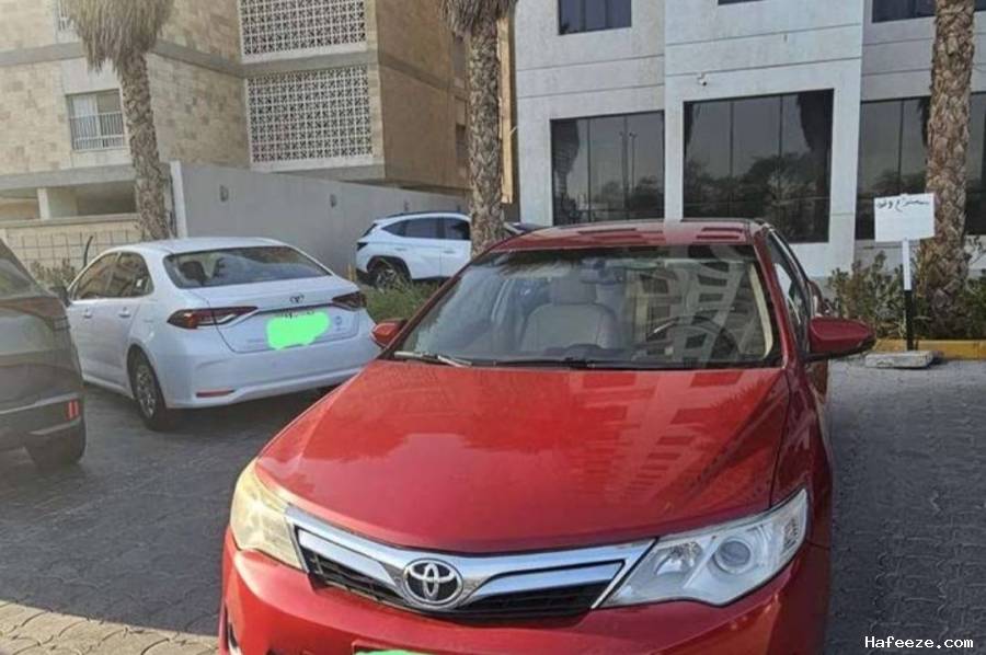 البيع سيارة تويوتا كامري موديل 2015