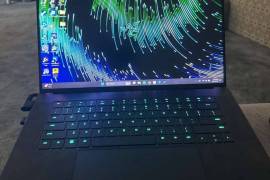 للبيع RAZER BLADE 16 Gpu 4090 cpu i9