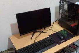 للبيع pc rtx 2060 super i7 8700