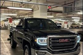 للبيع GMC وانيت ٢٠١٨ 