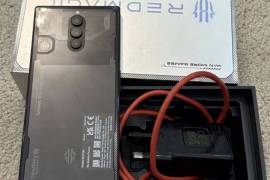 للبيع رد ماجيك 8 برو اس