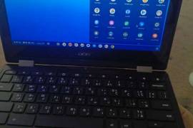 للبيع لابتوب Aser Crom 